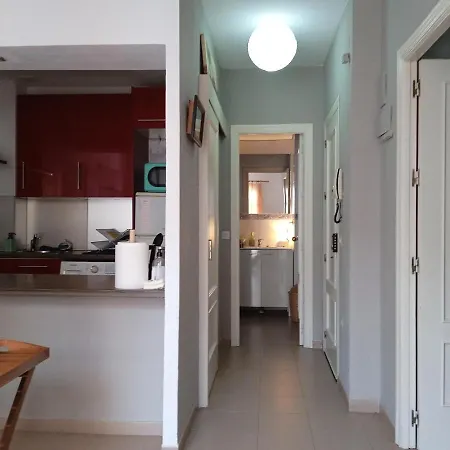 Casco Antiguo Exterior Unico En Segunda Planta En Un Edificio De De Dos Plantas アパート セビリア